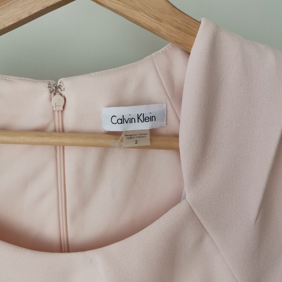 Calvin Klein Blush Pink, Cap Sleeve, Rouched Sheath Dress - Size 2 - Picture 2 of 5